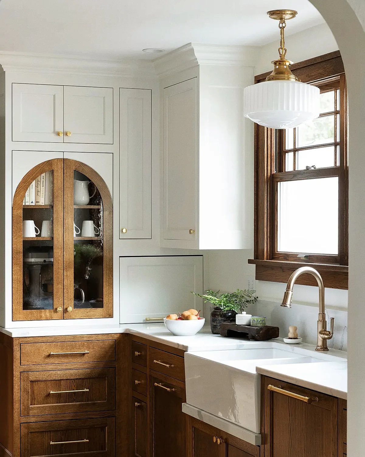 Two tone kitchen cabinets with white uppers