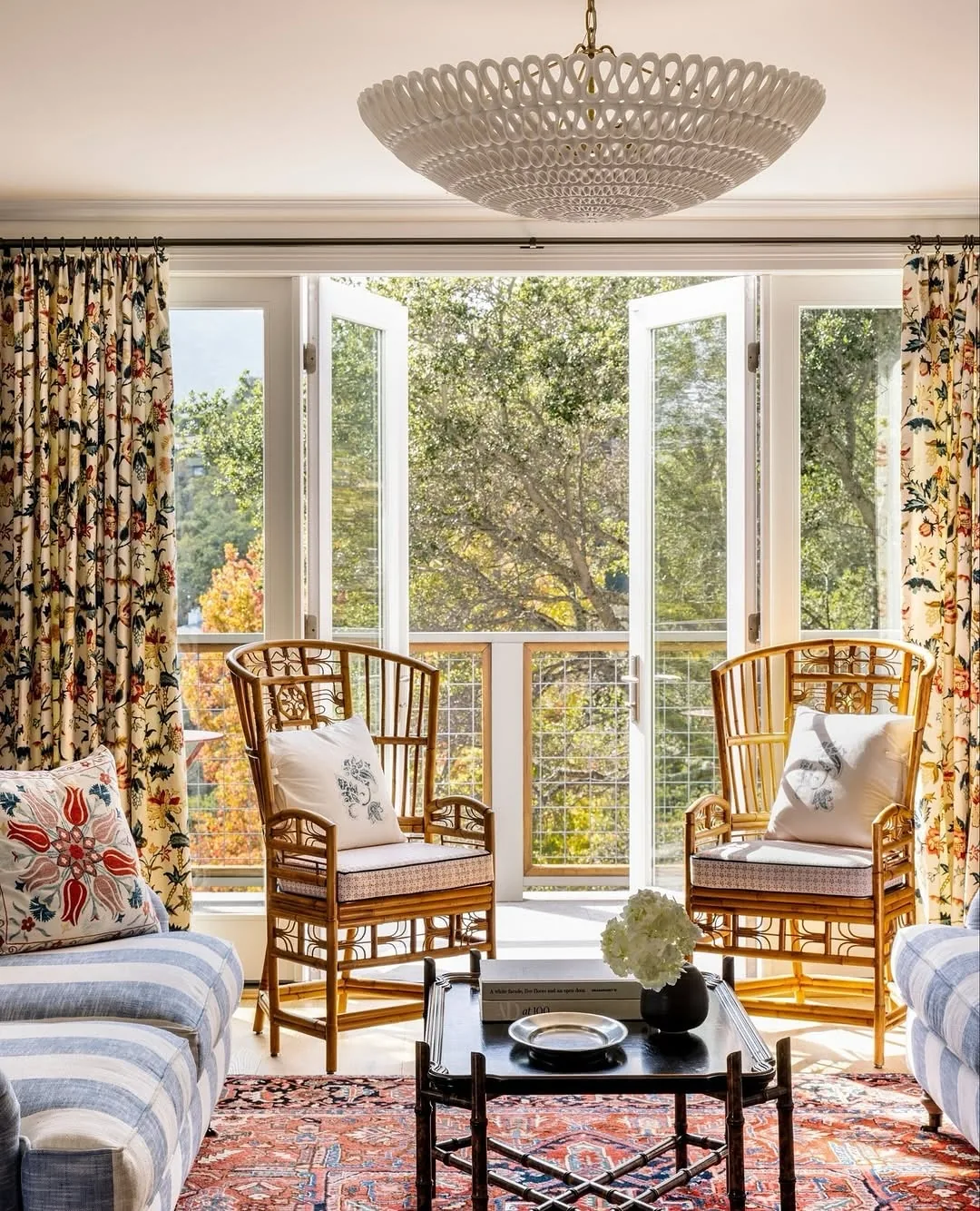 Bright living room with French doors and daylight