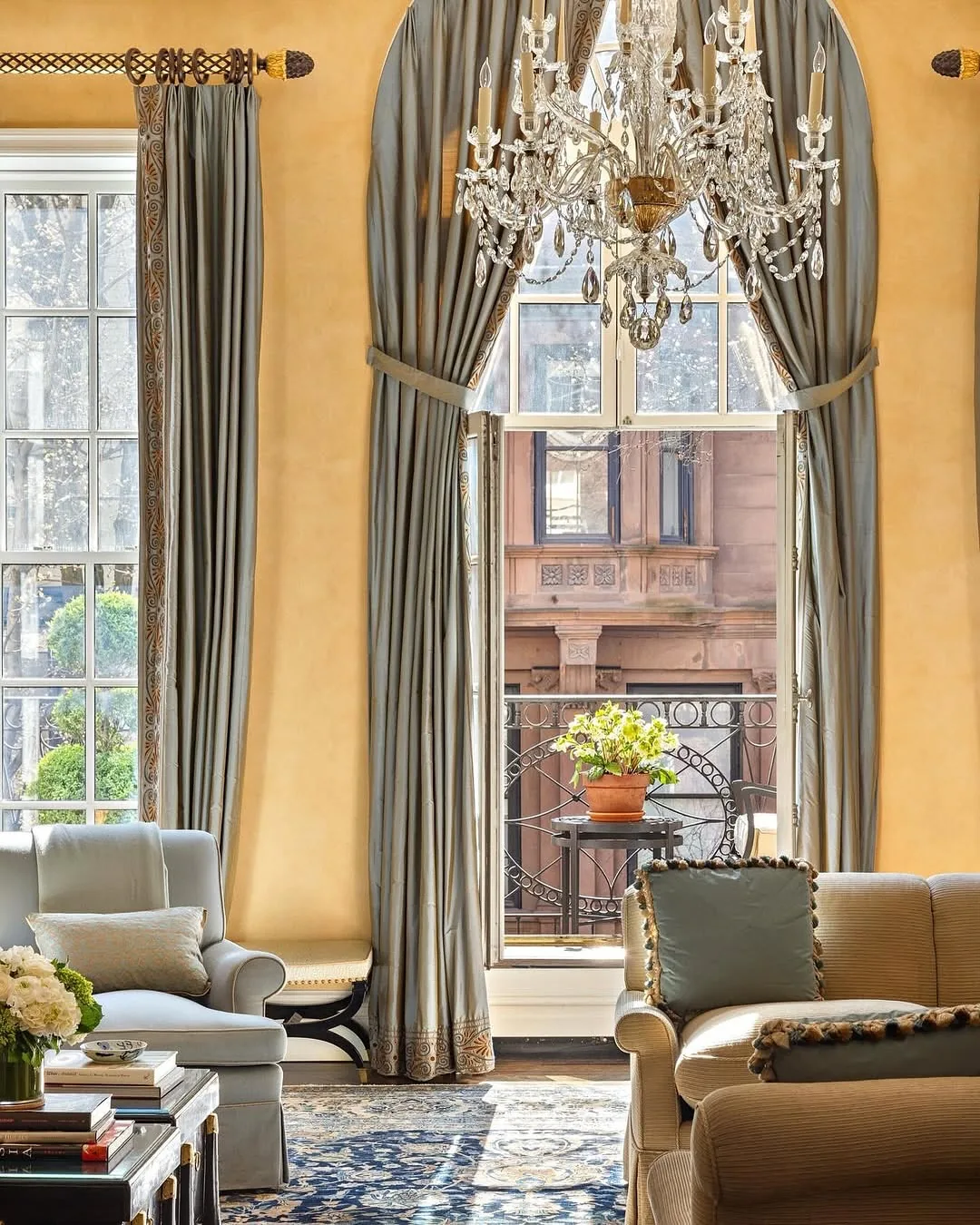 Elegant traditional living room with a chandelier